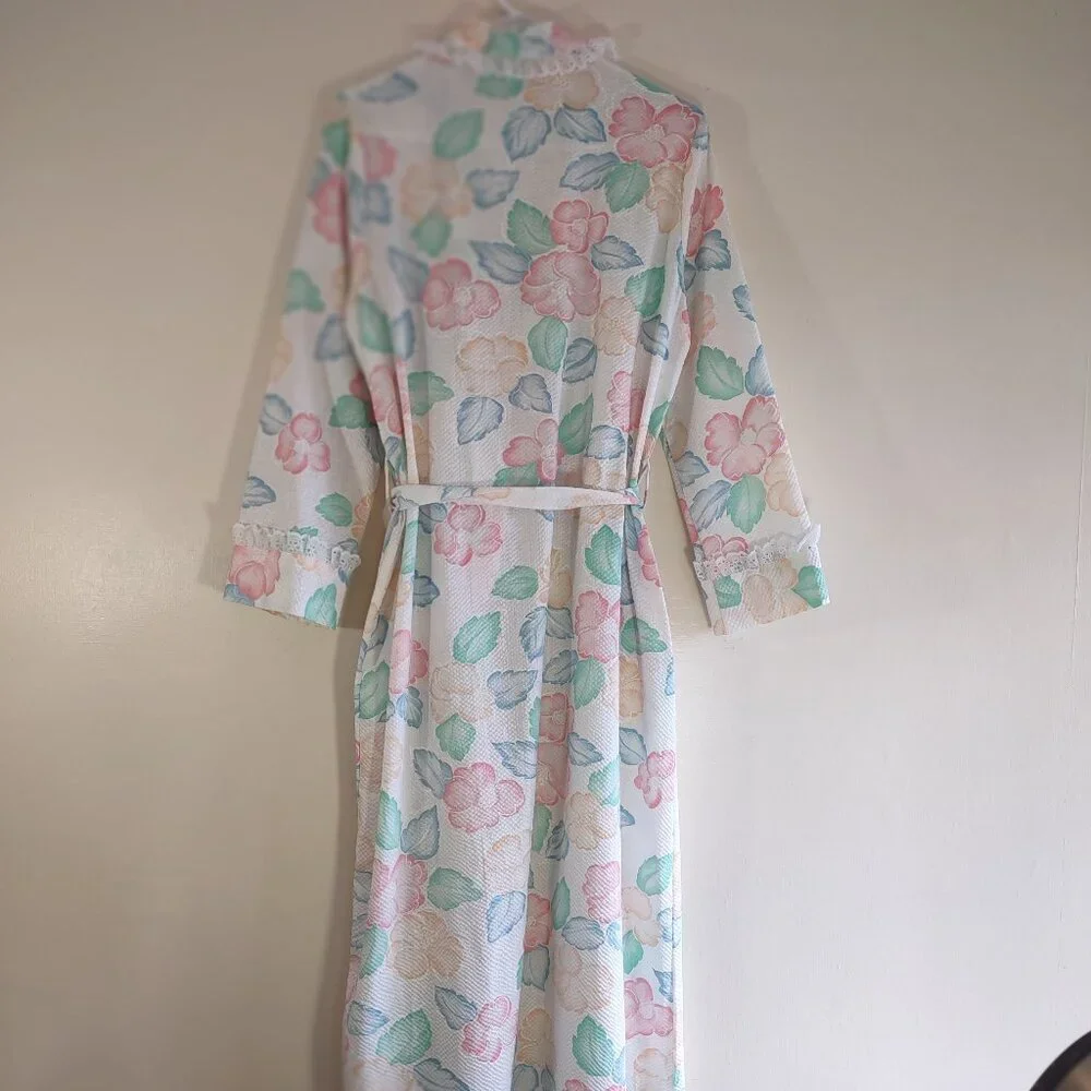 Vintage Beth Michaels Floral Seersucker & Lace Robe Cottage Garden  Medium NWOT - Picture 6 of 14